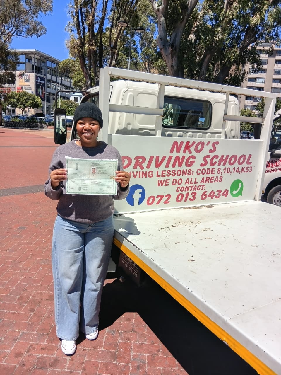 whatsapp-image-2025-11-21-at-143908